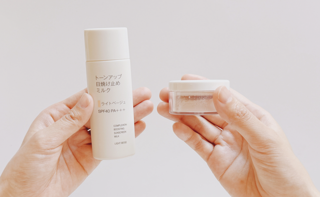 roomie_shiro_260601_muji-UVmilk-powder_top.png