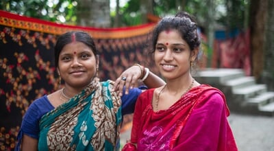 Portrait,Of,South,Asian,Young,Women,In,Traditional,Costumes