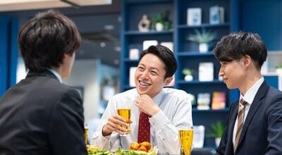 A,Middle-aged,Businessman,Having,A,Drinking,Party,With,His,Subordinate