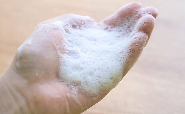roomie_20250602_head_scrub-5.jpg