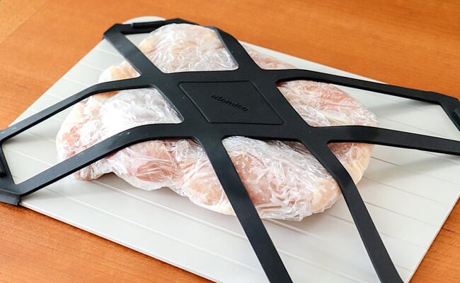 roomie_260709_cbjapan_plate_01.jpg