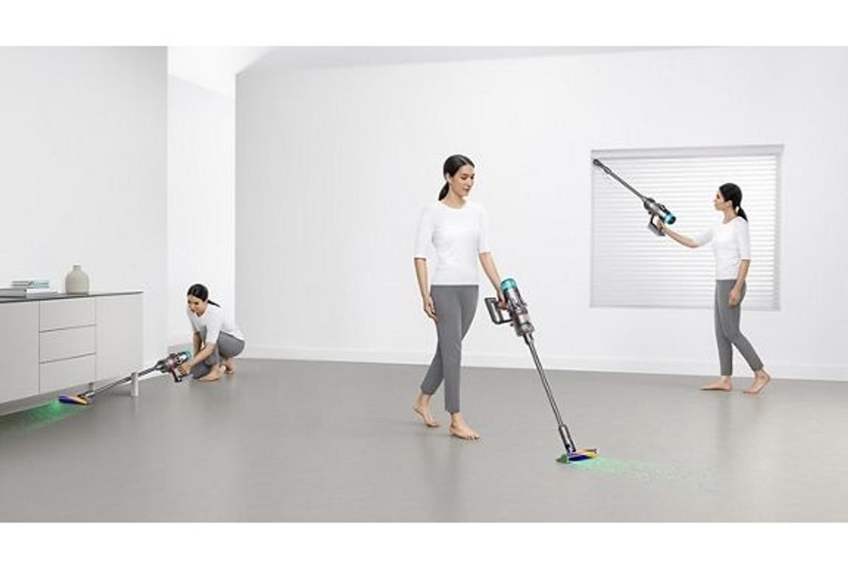 dyson 最終値下げ 半額ならダイソンにも手が届く。人気モデルのV12が過去最安でセール中