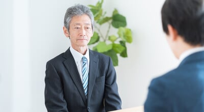 Asian,Businessmen,In,A,Meeting