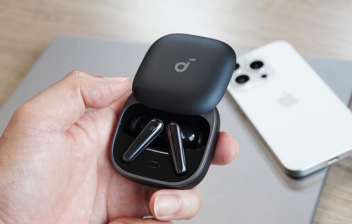 電車の騒音も気にならないノイキャン性能。Anker「Soundcore Liberty 5