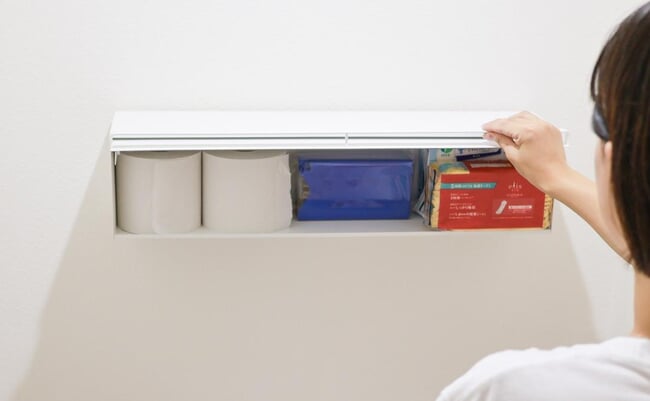 roomie_20260911-mio-yamajitsu-toilet-shelf-01.jpg