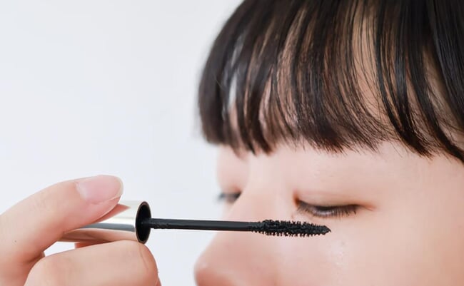 roomie_20260913-mio-clinique-mascara-04_02.jpg
