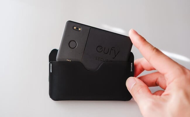 roomie_2512-eufy-smarttrack-card4_1.jpg