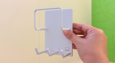 roomie_261008_yamazakizitsugyou_magnet-bathroom-cleaning-tool-holder_1.png