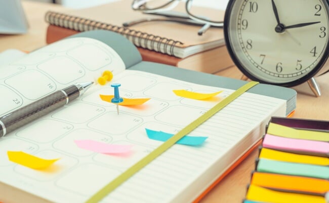 Schedule,Diary,Notebook,On,Table.,Management,Remind,Meeting,Concept