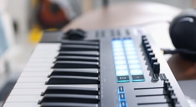 One,Portable,Midi,Keyboard,Indoors,,Closeup,View